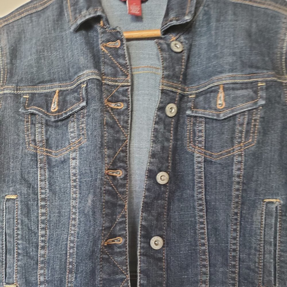 Arizona Jeans Dark Wash Juniors Crop Jean Jacket - Picture 2 of 6